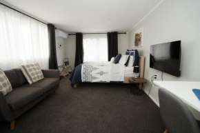 The Billy Hilton, Tauranga